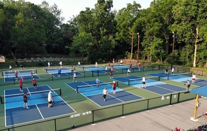 Thi công sân pickleball ở TPHCM uy tín - HT Sport 3 HT Sport nhận thi công sân pickleball trọn gói, chuyên nghiệp và uy tín